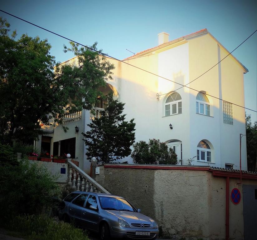 Apartments Down Town Senj  Buitenkant foto